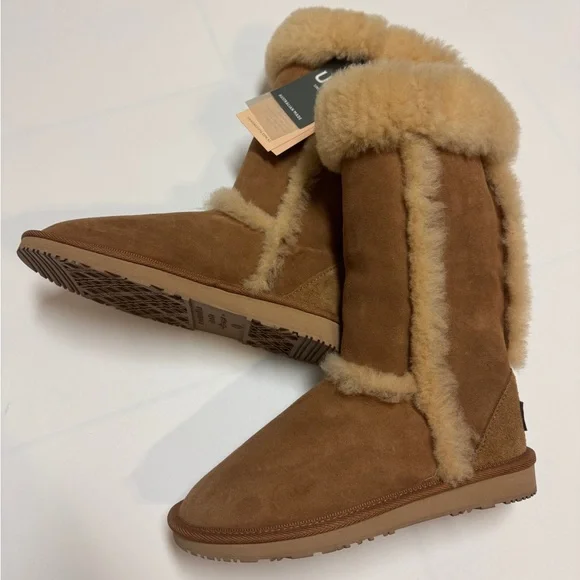 UGG Sundance Boots - Picture 4 of 13